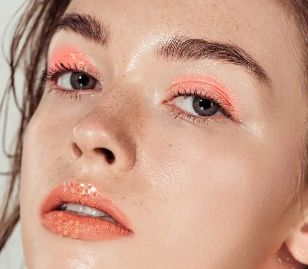 次世代アイブロウ・ハリウッド ブロウリフト